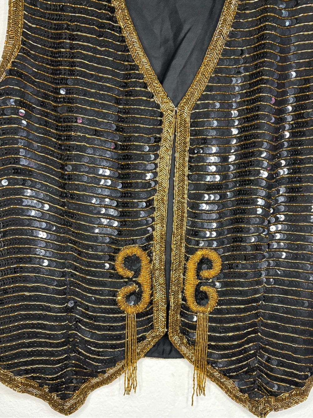 Vintage Stenay Black Sequin Beaded 100% Silk Vest with Gold Trim size XL - Picture 3 of 12